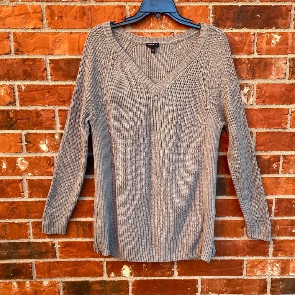 Torrid 0 Womens Gray Ribbed Zipper Hem Vneck Raglan Sleeve Sweater